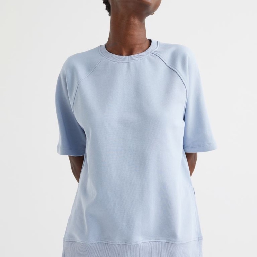 H&M lightweight sweats-set short sleeve top and shorts; women’s large; NWT